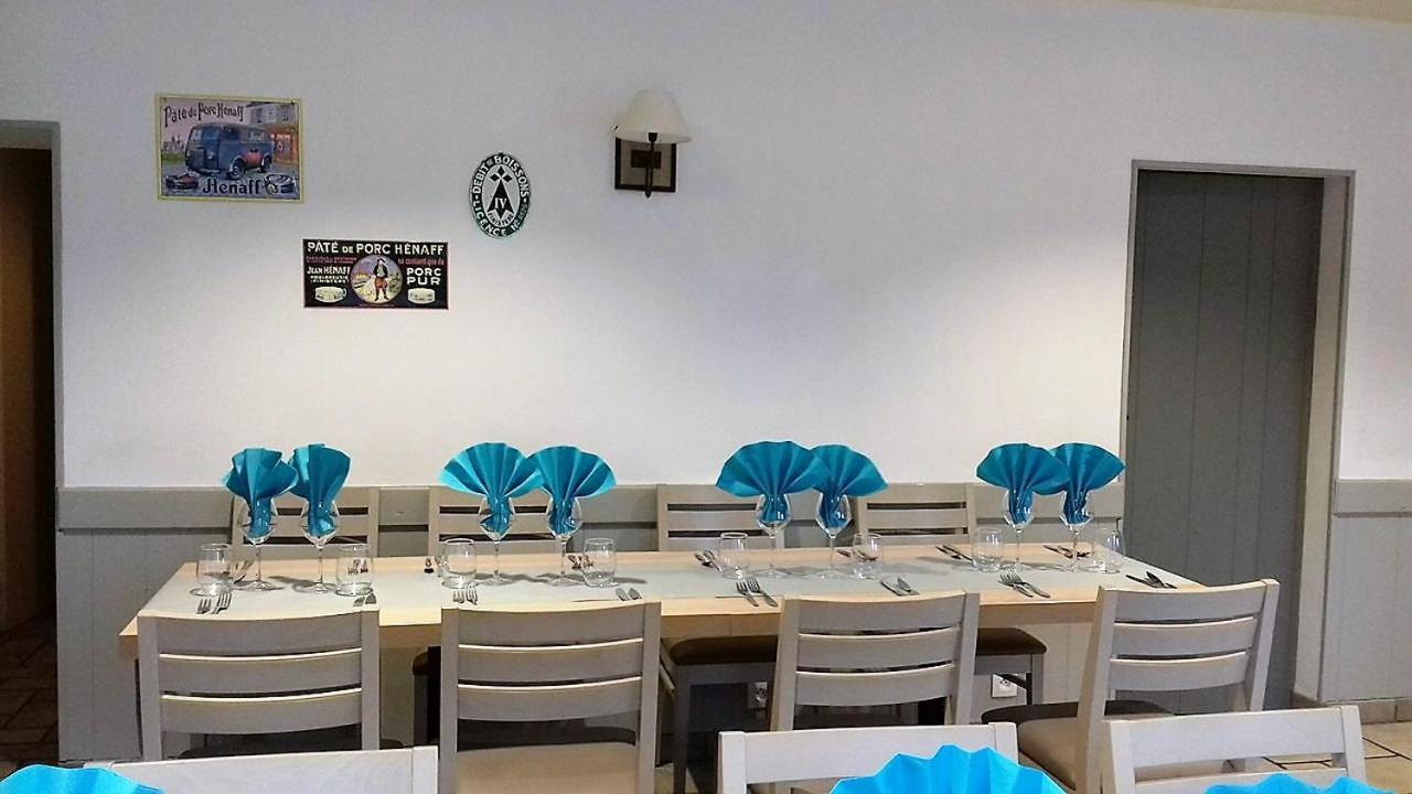 Hotel Restaurant Le Capricorne Pouldreuzic Exterior foto